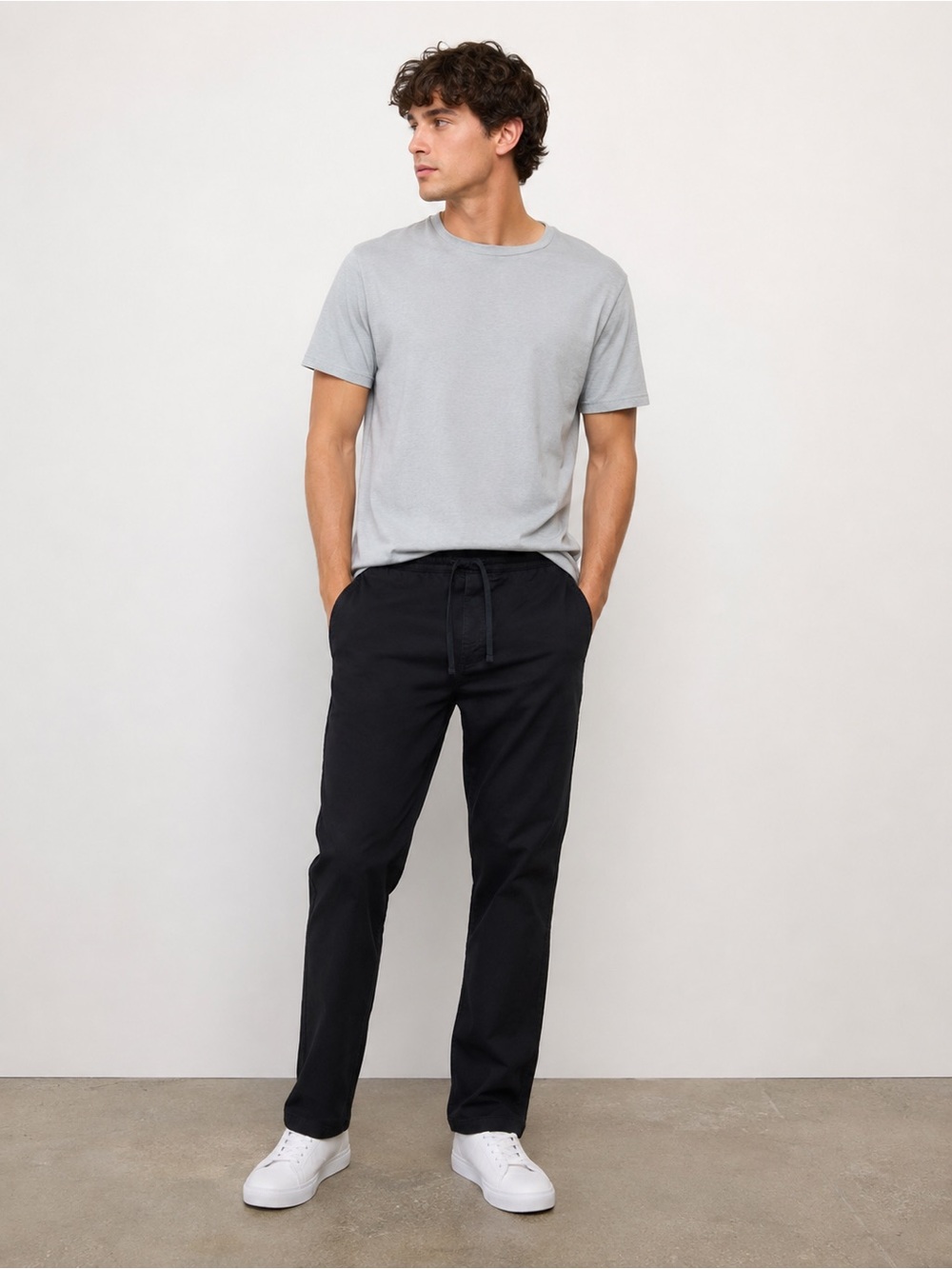 Banana Republic - Men’s Pants - Straight Leg with pockets - size large